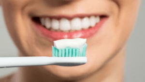 Nắm rõ các bước đánh răng cơ bản để không ảnh hưởng tiêu cực đến răng.
