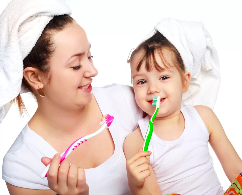 Trẻ em từ 6 - 8 tuổi bắt đầu được hướng dẫn tự chăm sóc răng